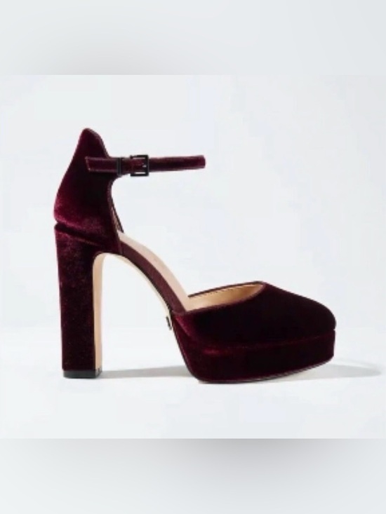 White House Black Market Shoes - White House Black Market Burgundy Velvet Heels—Size 7M